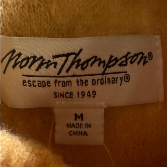 Norm Thompson Women's Orange 100% Wool Jacket, Size M - Picture 2 of 10